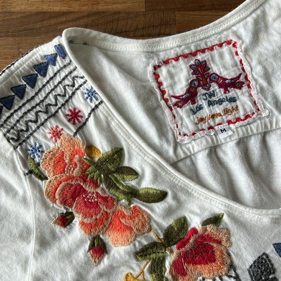 Johnny Was Embroidered White Tee - Picture 2 of 3